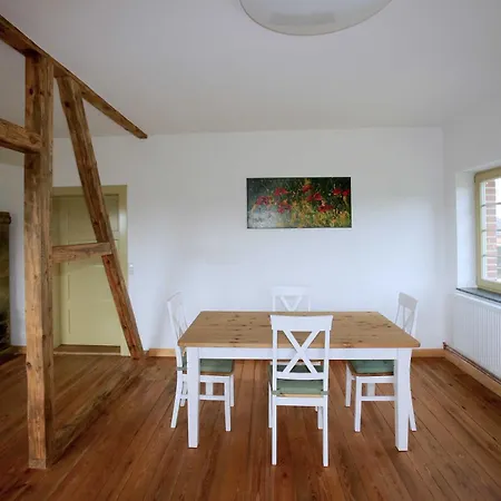 Bahnhof - * Hohen Mistorf