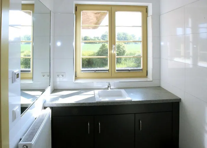 Lägenhet Bahnhof - *